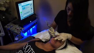 Caryn Paolini Gets a HydraFacial!